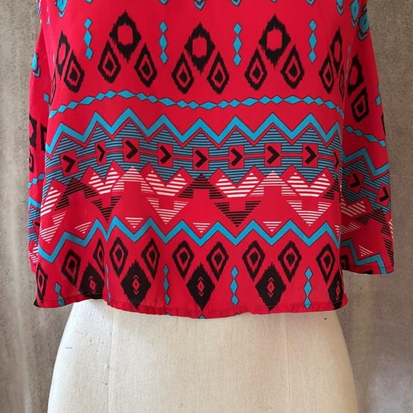 ❤️🔥5/20$ CHARLOTTE RUSSE💫Women’s Red Printed Flowy Crop Tank Blouse - Picture 5 of 10